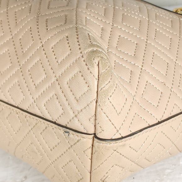 TORY BURCH Light Oak Fleming Diamond Quilted Small Gold Chain Tote Purse Bag - Picture 16 of 16
